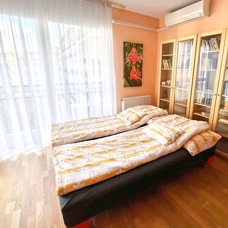 Lovely Home - Free Parking Budapest Extérieur photo