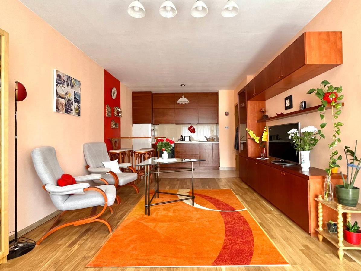 Lovely Home - Free Parking Budapest Extérieur photo